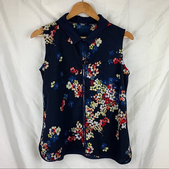 Tommy Hilfiger Floral Collared Keyhole Sleeveless Blouse - Picture 1 of 8